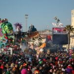 Carnevale in Italia: le città dove si festeggia con carri e sfilate