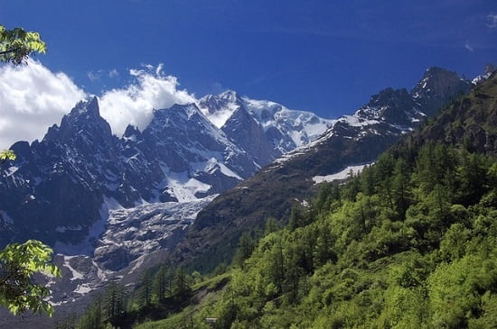 Vacaciones en el Valle de Aosta: dónde dormir y qué ver