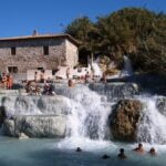 Visitare le Terme di Saturnia: dove dormire e come arrivare
