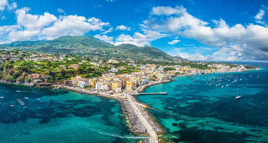 Dónde alojarse en Ischia: las mejores zonas y lugares para dormir en la isla