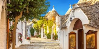 Il Light Festival di Alberobello: Magia di Luci sui Trulli per Natale e Capodanno visitare-alberobello-puglia