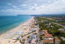 Viaggio tra amici maschi in Italia: 13 mete perfette per weekend, mare, città e avventure