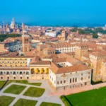 Visitare Mantova: riflessi rinascimentali sull’acqua – Un viaggio tra arte, storia e incanto lombardo