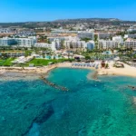 Visitare Cipro: un tuffo fra miti, spiagge da sogno e sapori mediterranei
