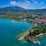 Scopri Bardolino: Il Cuore del Lago, Tra Vino, Storia e Romanticismo