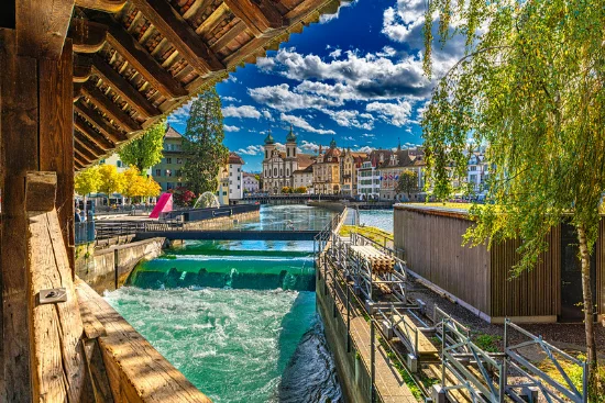 Panorama di Lucerna e del lago